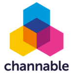 Logo de l'agrégateur de flux Channable représentant 3 hexagones bleu, jaune et rose se rejoignant pour former un cube commun, avec écrit channable en noir en dessous